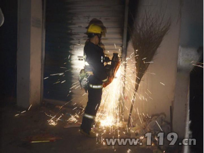 鳩江區(qū)汽車美容火災