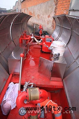 消防烏篷船內部結構