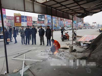 消防執(zhí)法現(xiàn)場(chǎng)