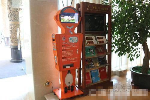 慈溪消防機器人上崗服務 24小時不停工作