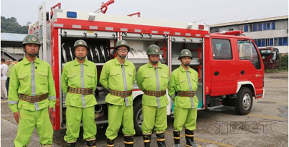 溫州商貿(mào)城自購(gòu)消防車(chē)成立消防專(zhuān)職隊(duì)