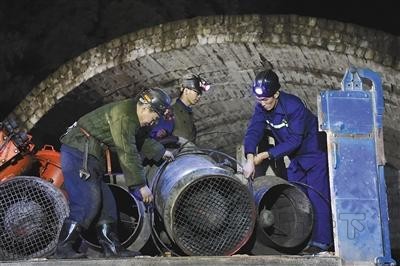 重慶瓦斯爆炸致15人遇難 安監總局:嚴肅追責